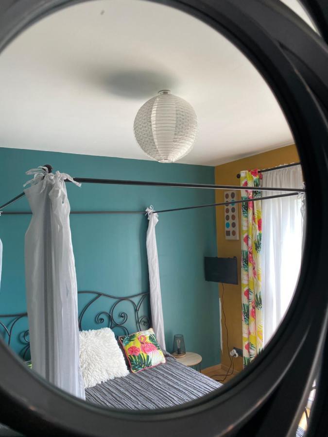 Marquis De Carrou Bed & Breakfast Rochefort-Samson ภายนอก รูปภาพ